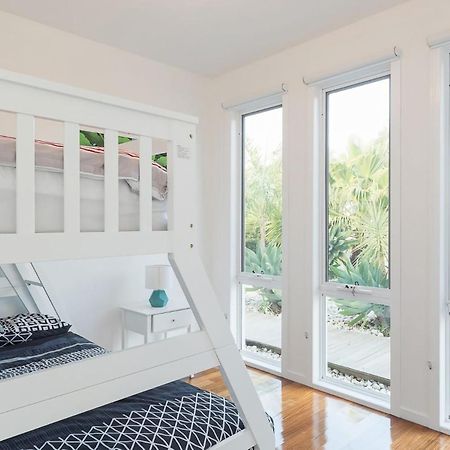 Currawong Close - Indoor Pool, Home Theatre, WiFi, 4 bedroom Cowes Buitenkant foto