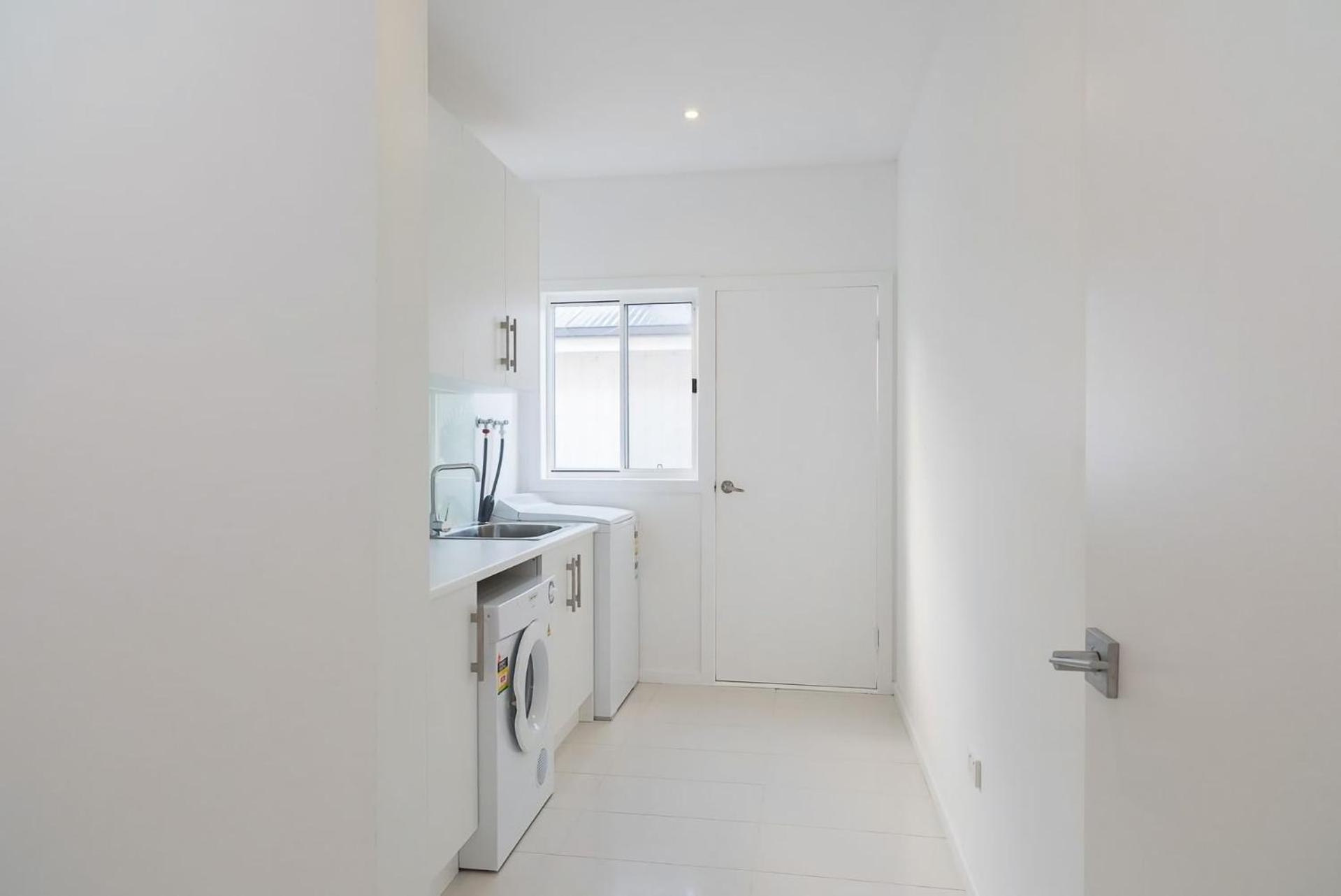 Currawong Close - Indoor Pool, Home Theatre, WiFi, 4 bedroom Cowes Buitenkant foto