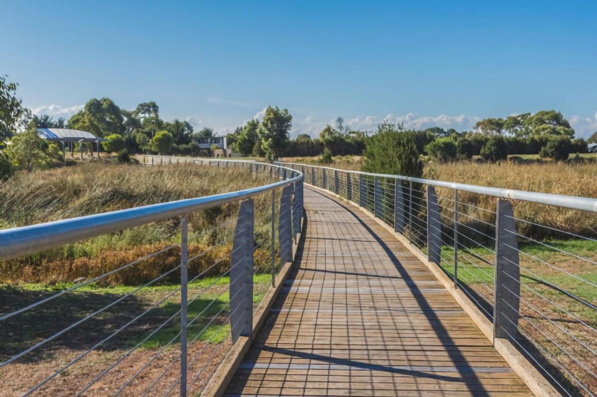 Currawong Close - Indoor Pool, Home Theatre, WiFi, 4 bedroom Cowes Buitenkant foto